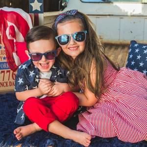 Meet your Posher, Claudia